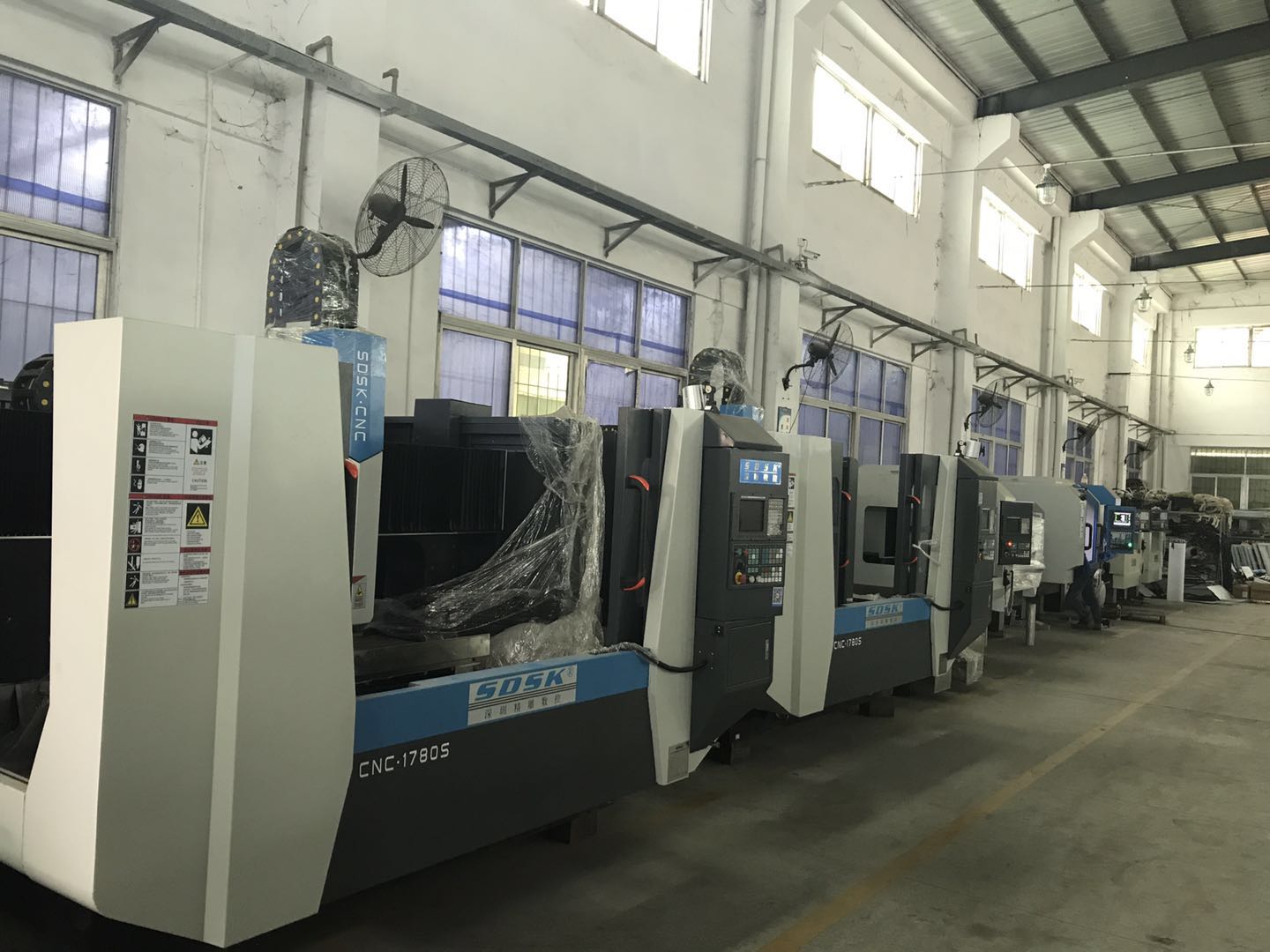CNC加工中心、雕銑機(jī)和精雕機(jī)三者的區(qū)別有那些